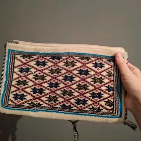 yunden dokalan haly yumsajyk