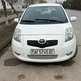 Toyota Yaris 2008