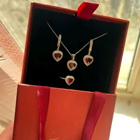 Kümüş komplekt sowgatlyk