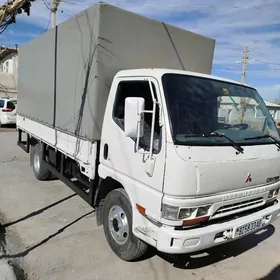 Mitsubishi Canter 2004