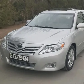 Toyota Camry 2010
