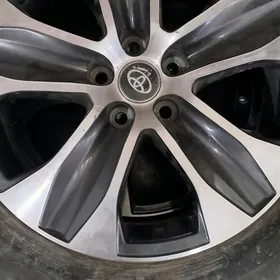 2022 highlander diska xle