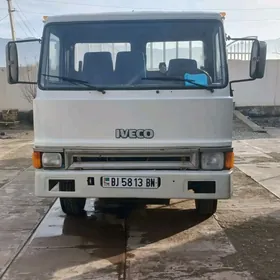 Mitsubishi Canter 2003