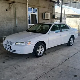 Toyota Camry 1998