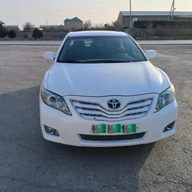 Toyota Camry 2010