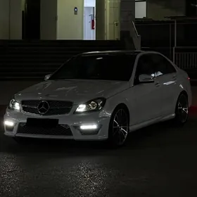 Mercedes-Benz C-Class 2008