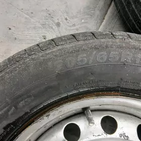 Teker 205 65 15 3 teker sol baha