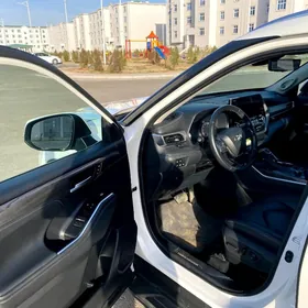 Toyota Highlander 2021