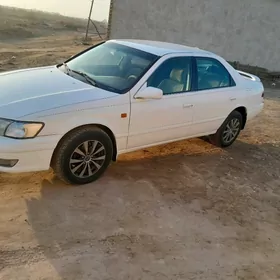 Toyota Camry 2000