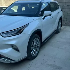 Toyota Highlander 2020