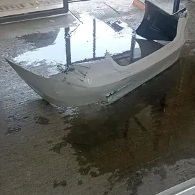 задний бампер Камри