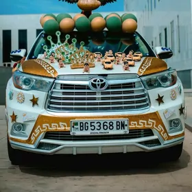 Toyota Highlander 2016