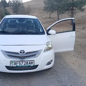 Toyota Yaris 2006