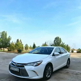 Toyota Camry 2015