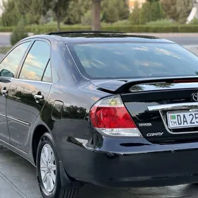 Toyota Camry 2005