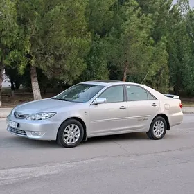 Toyota Camry 2004