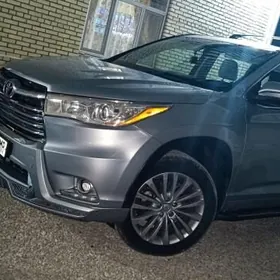 Toyota Highlander 2016