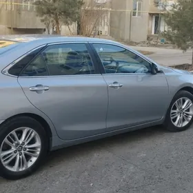 Toyota Camry 2017