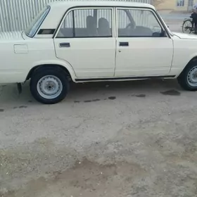 Lada 2107 2000