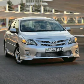 Toyota Corolla 2011