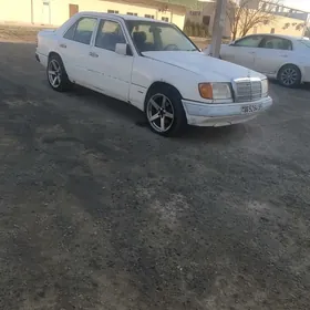 Mercedes-Benz 230E 1990