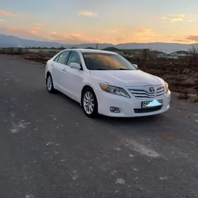 Toyota Camry 2011