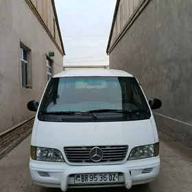 Mercedes-Benz Sprinter 2500 2001
