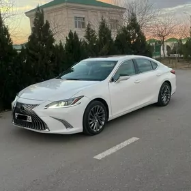Lexus ES 350 2020