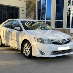 Toyota Camry 2012