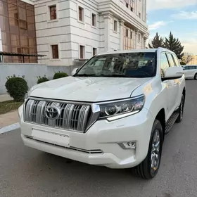 Toyota Land Cruiser Prado 2021