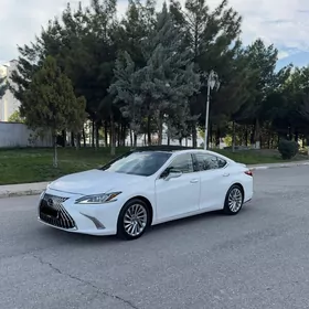 Lexus ES 350 2020