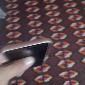 J2 kore satlyk we odmen bar