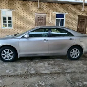 Toyota Camry 2010