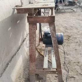 аgaç ýonýan stanok