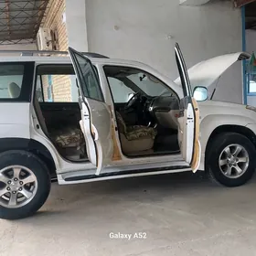 Toyota Land Cruiser Prado 2004