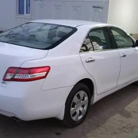 Toyota Camry 2010