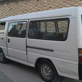 Toyota Hiace 1997