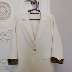 Kastyum pidjak palto suba Kurt