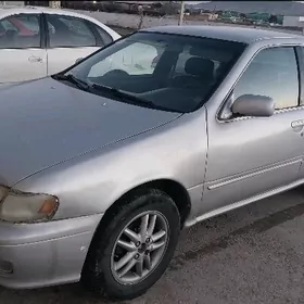Nissan Sunny 1998