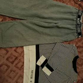 Костюм, джинсы и кофта