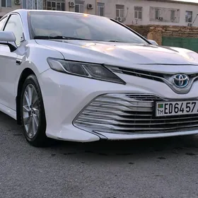 Toyota Camry 2020