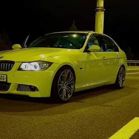 BMW 323 2009