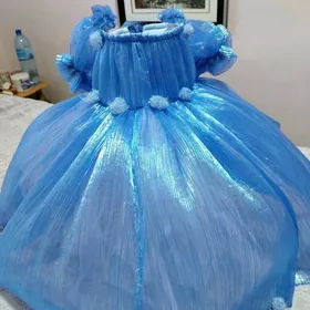 Платье на девочку