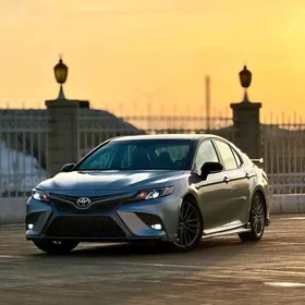 Toyota Camry 2020