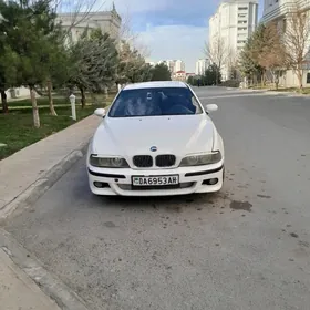 BMW E39 1999