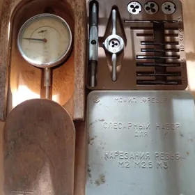 Slesar Yuwelir Sto instrument