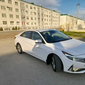 Hyundai Elantra 2021