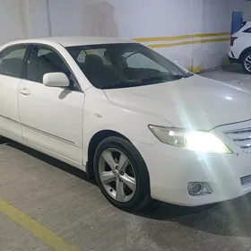 Toyota Camry 2011
