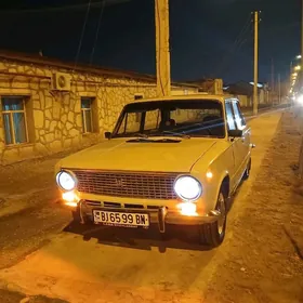 Lada 2104 1984