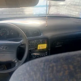 Hyundai Sonata 1997